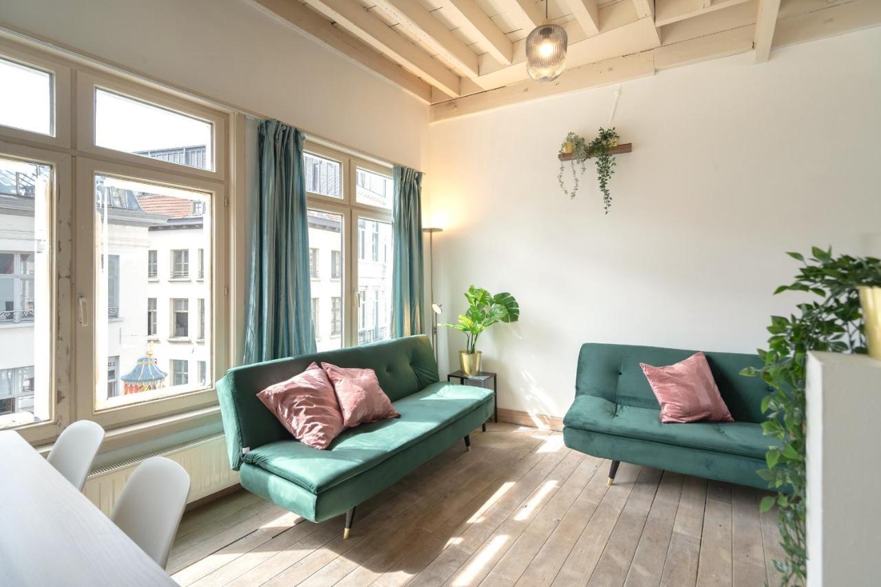 Tempel Triplex & Duplex At Historic Heart Of Antwerp Lägenhet Exteriör bild